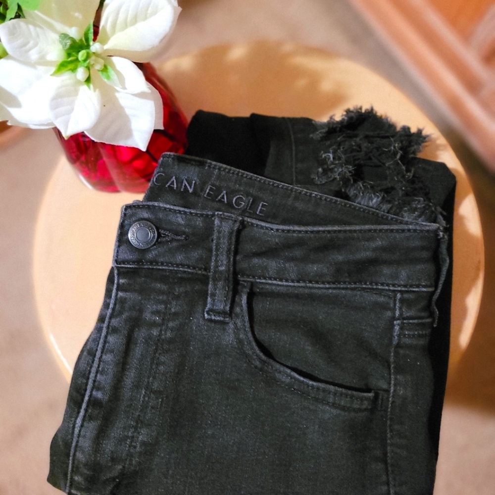 Great condition high waisted AE jegging jeans